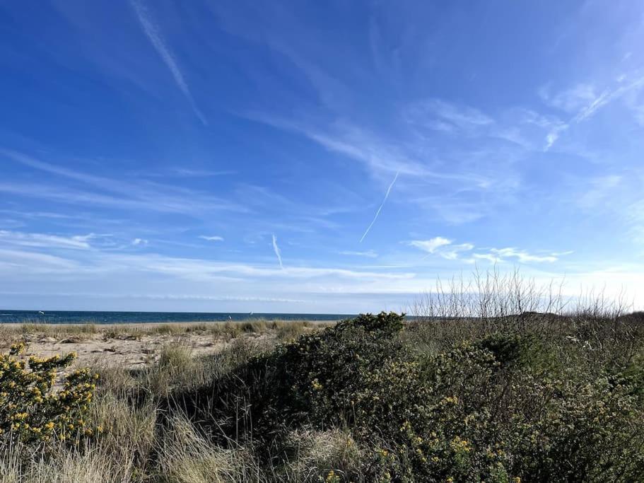 St-Pierre-La-Mer, Bel Appartement A Dans Residence Avec Piscine Et Tennis Entre 5 Et 10 Min De La Plage Fleury  Extérieur photo