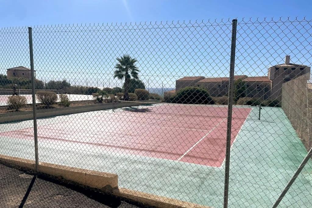 St-Pierre-La-Mer, Bel Appartement A Dans Residence Avec Piscine Et Tennis Entre 5 Et 10 Min De La Plage Fleury  Extérieur photo