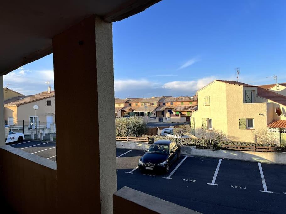 St-Pierre-La-Mer, Bel Appartement A Dans Residence Avec Piscine Et Tennis Entre 5 Et 10 Min De La Plage Fleury  Extérieur photo